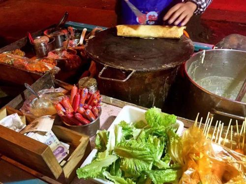 地攤經(jīng)濟(jì),是餐飲人的轉(zhuǎn)折點(diǎn)嗎？